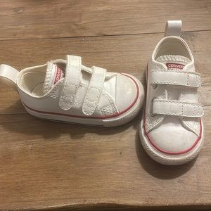 Toddler velcro white converse